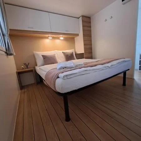 Lucija Mobile Biograd Na Moru