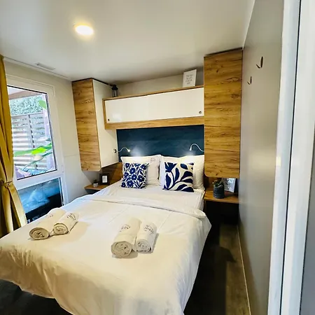 Lucija Mobile Vakantiepark Biograd Na Moru
