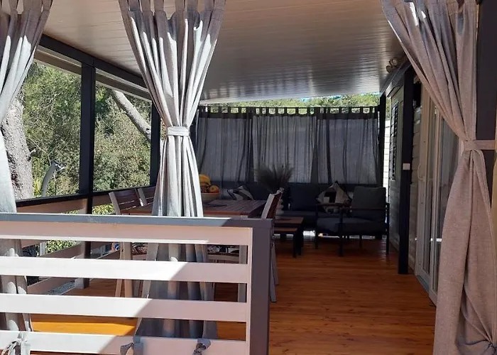 Lucija Mobile База отдыха Биоград-на-Мору