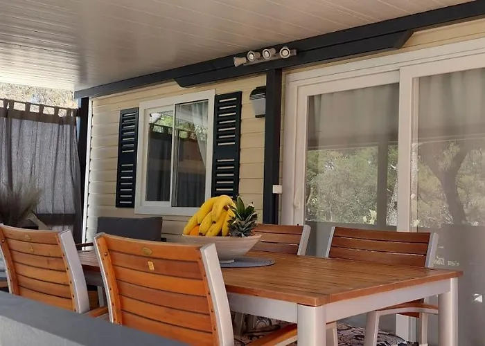 Lucija Mobile База отдыха Биоград-на-Мору