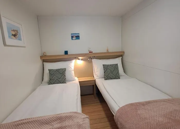 Lucija Mobile 4* Биоград-на-Мору