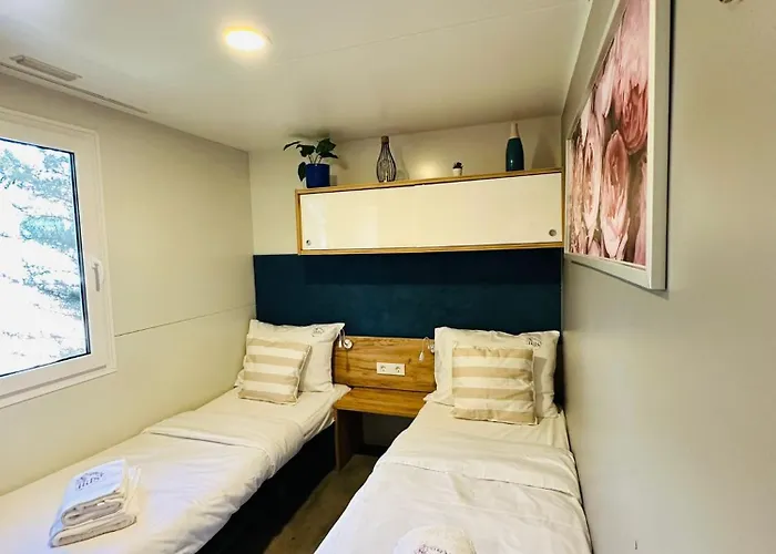 Lucija Mobile База отдыха Биоград-на-Мору